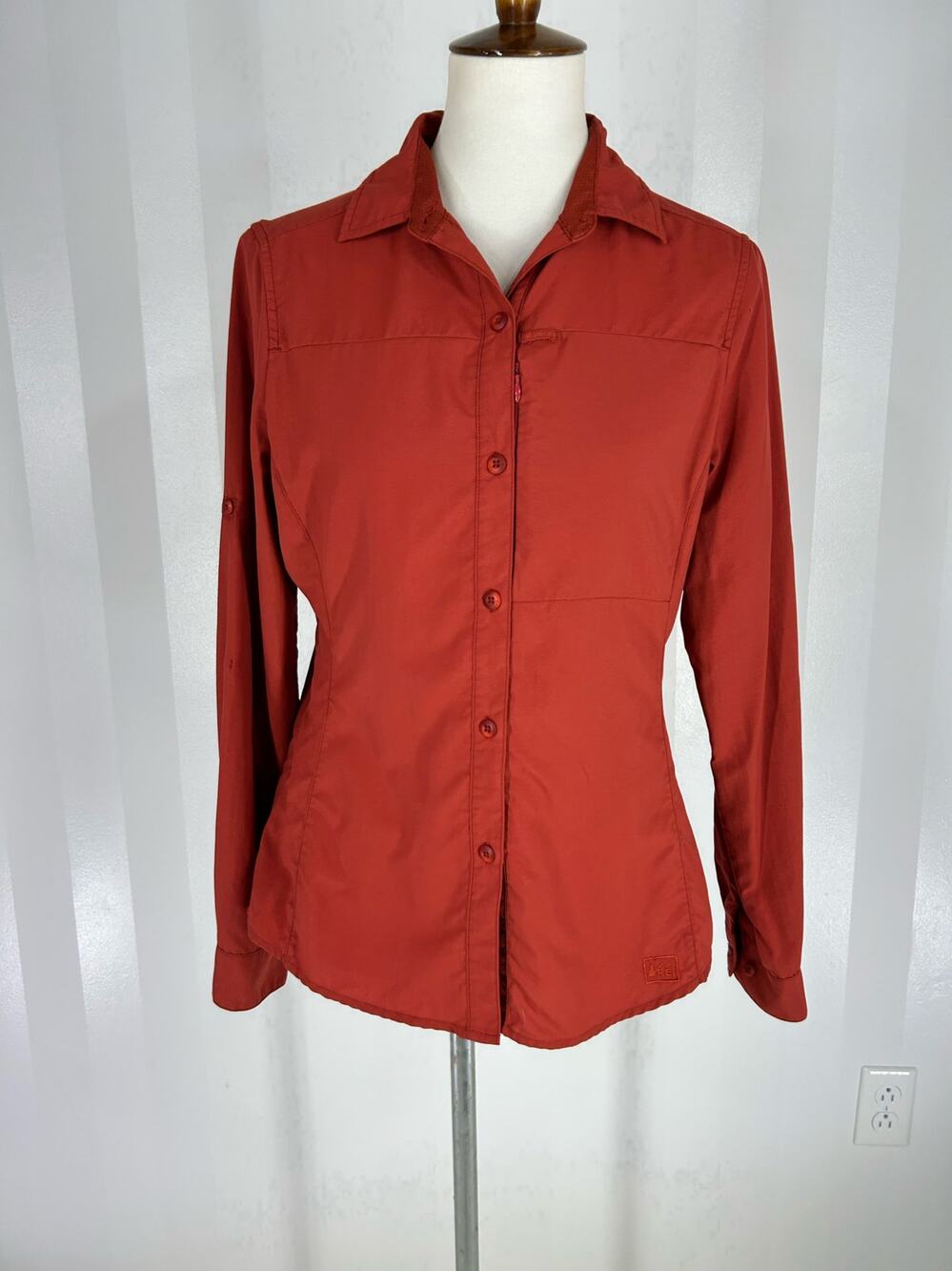 REI Women’s Burnt Red Outdoor Button-Up Shirt UPF 40+ Sz S